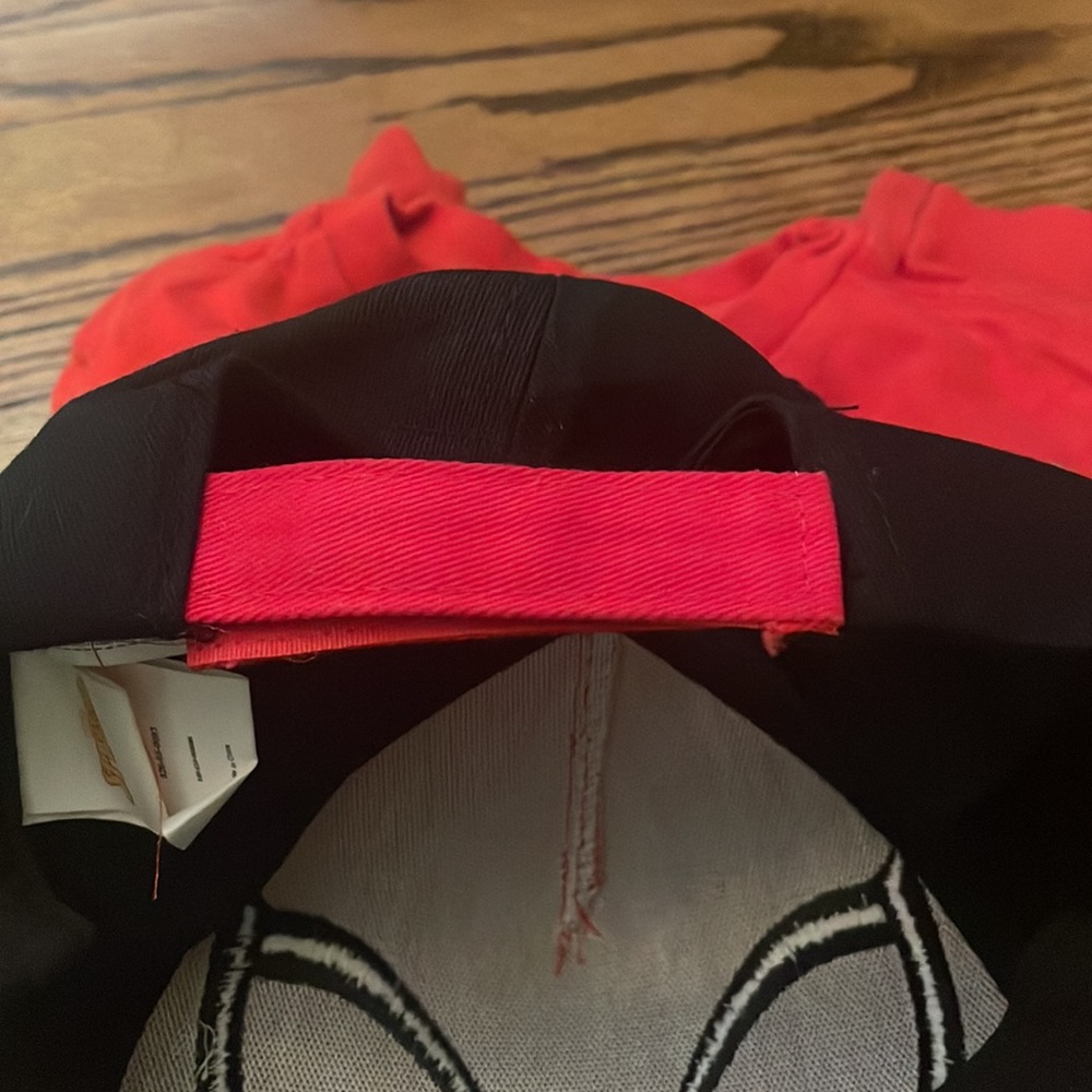 Marvel Spiderman long sleeve tee and hat set - Picture 10 of 10